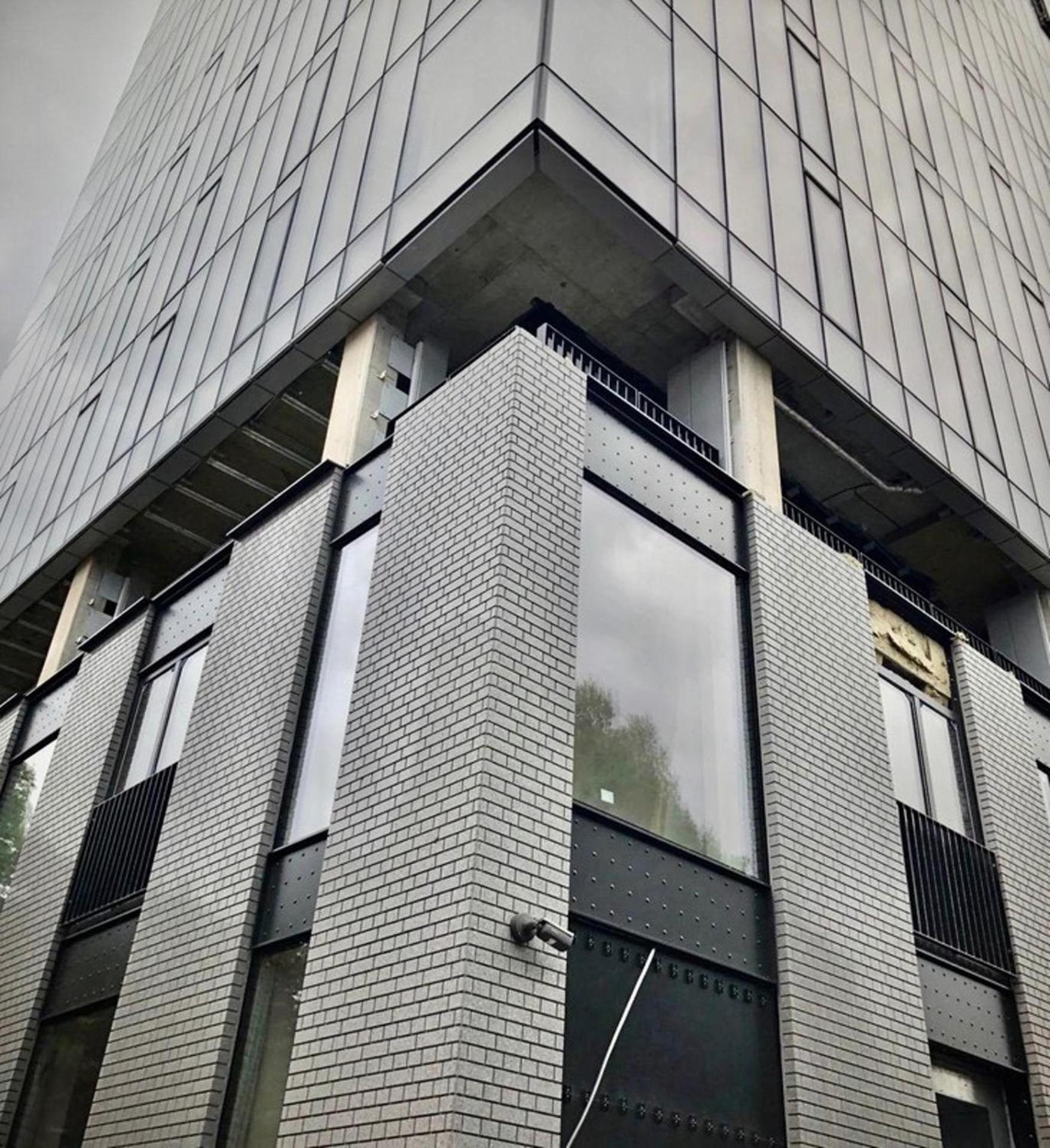 Apartment-free Parking With Terrace-gym Apartment Manchester